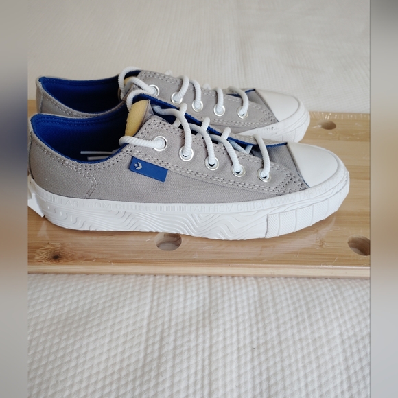Converse Shoes - Chuck Taylor All Star Street Slip | Pale Gray Unisex Womns 5.5 Mens 3.5.